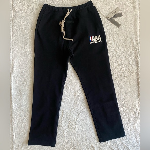 Men’s Fear of God Essentials x NBA Sweatpants Size Medium NWT